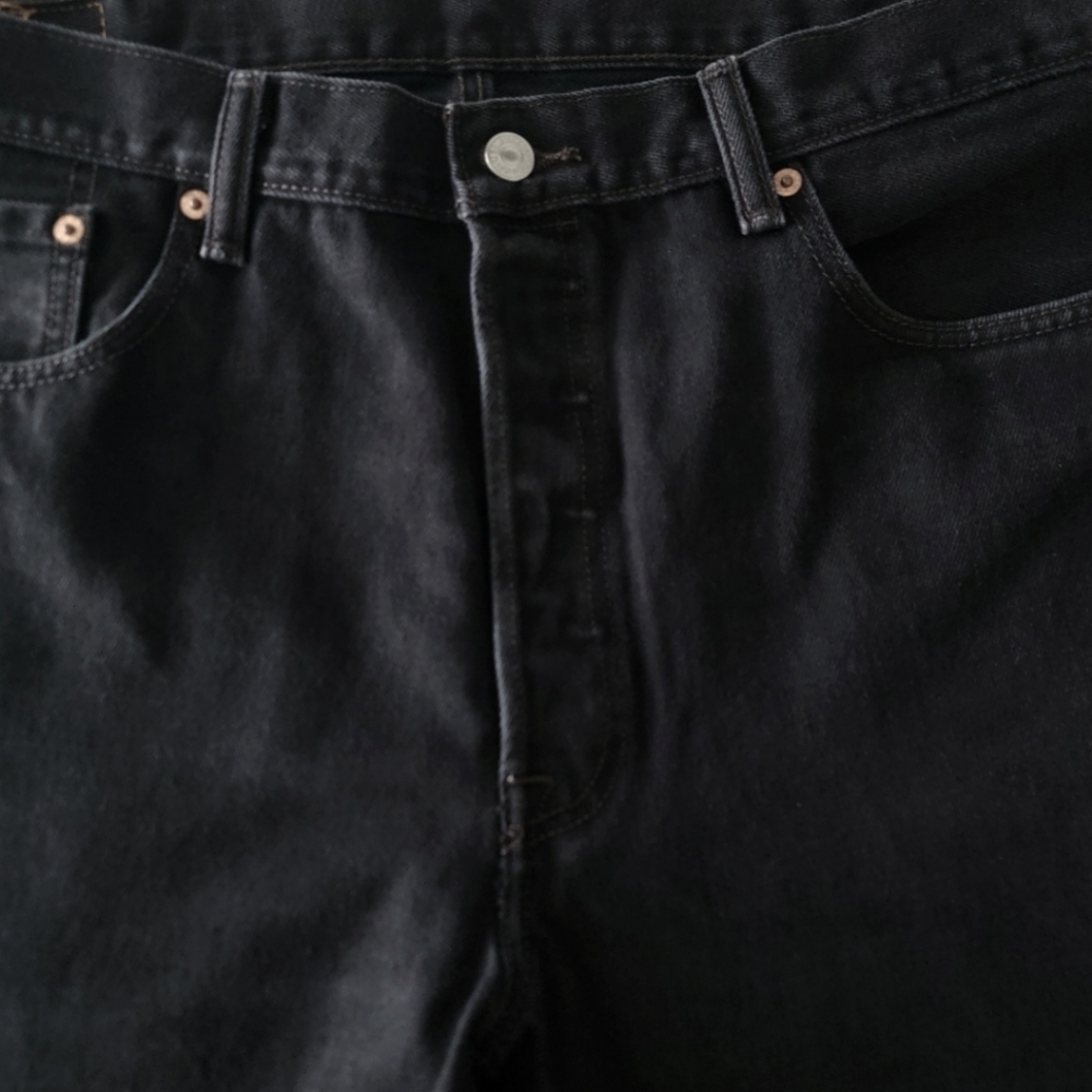 Levi's 501 Original Straight Leg Button  Fly Black Jeans  Size ( 37.5" ×27") - Picture 6 of 15
